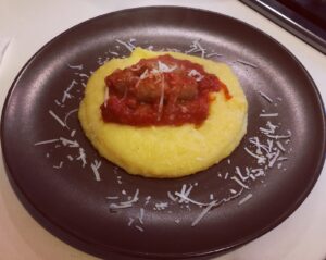 Secondi Polenta Con Sugo Di Salsiccia Luganega Sicilia E Oltre